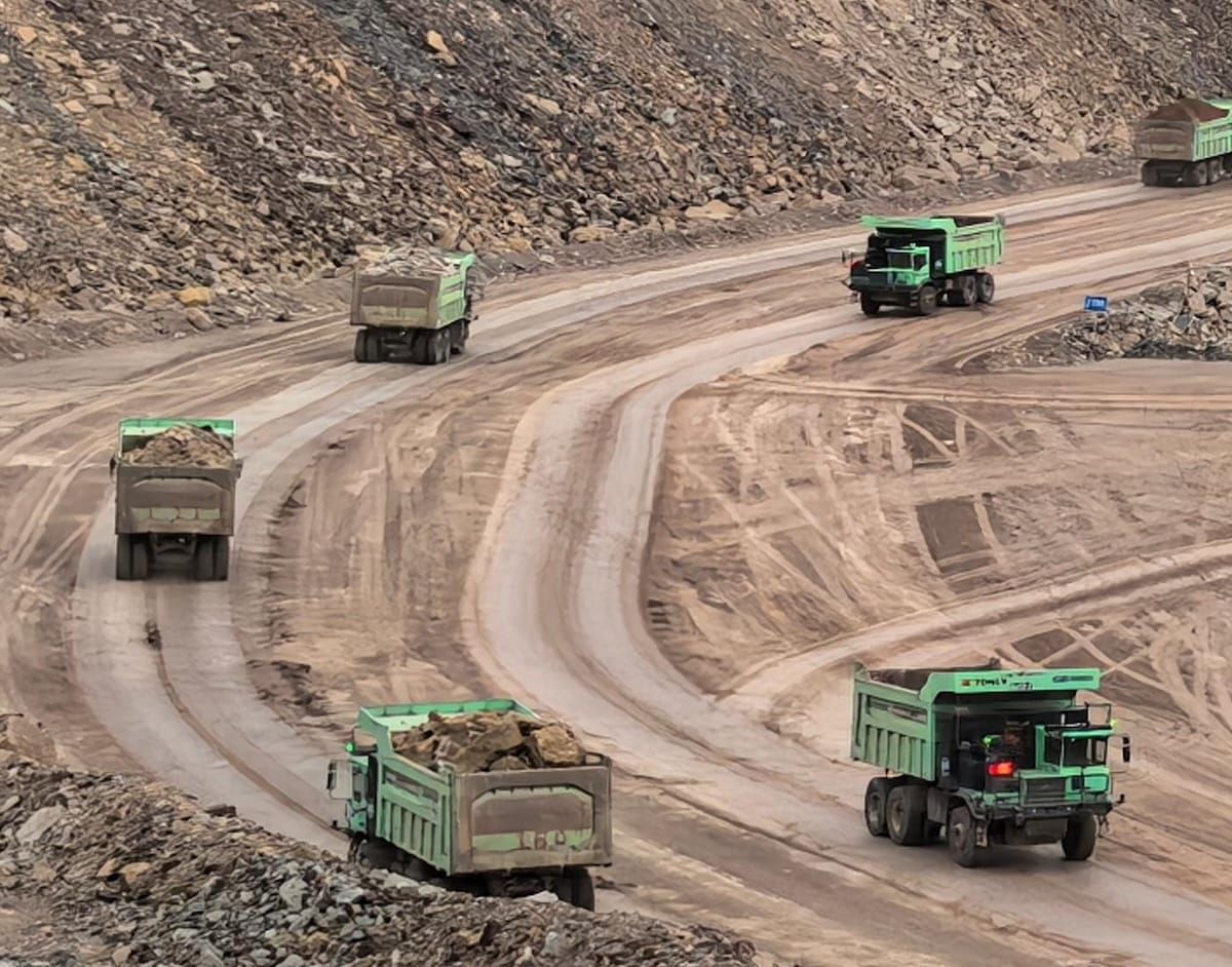 Driverless trucks running CiDi's system. Photo: CiDi