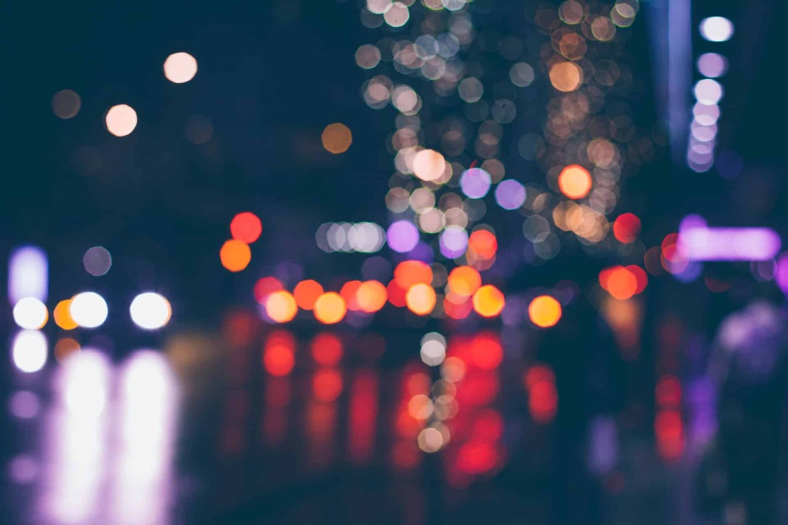 Bokeh image of a street scene