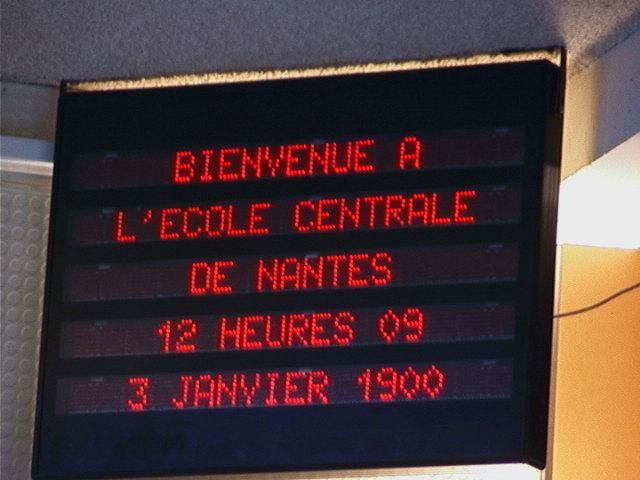 Year 2000 Bug： the sign indicates January 1900 instead of January 2000