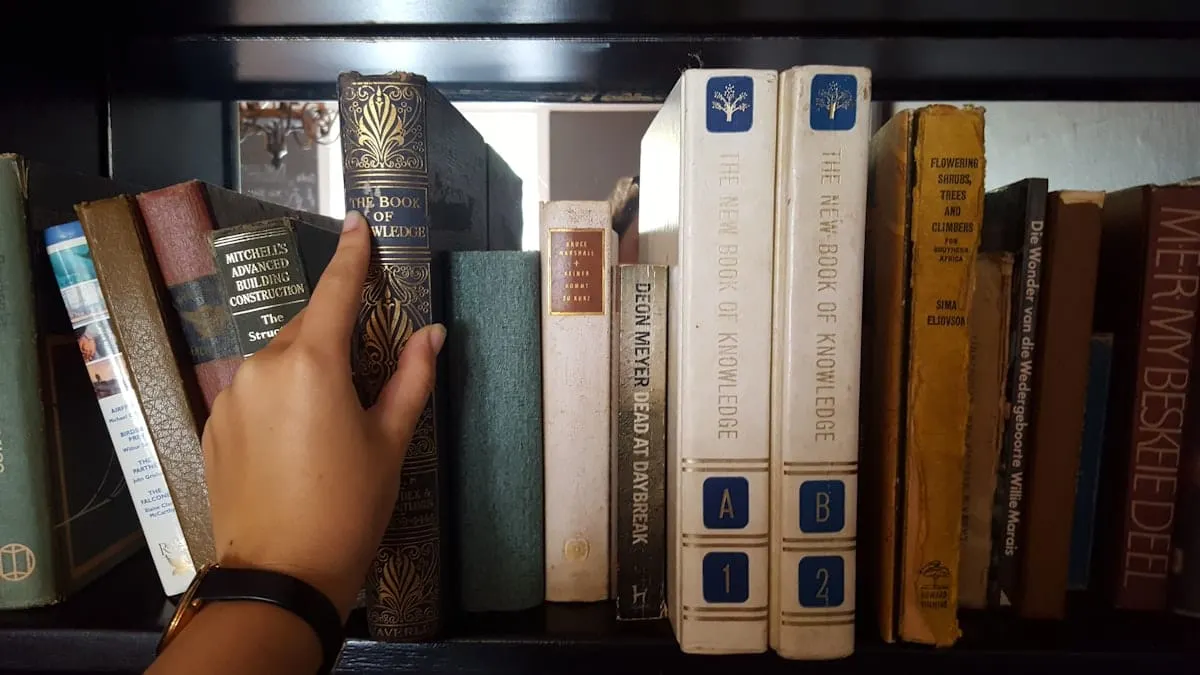 10 Journal Prompts to Discover Your Core Values