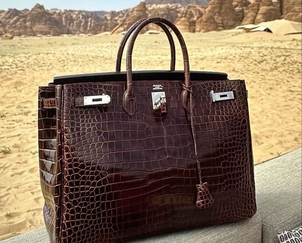 Hermes for $500 vs 2000.. What's the real difference? And is it worth overpaying?