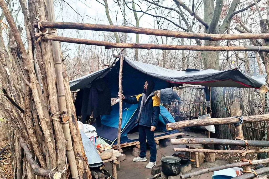 Ep 1557 住在紐約森林裡的理想主義者：走線客陳旺的美國夢與幻滅 | 端聞 - 端傳媒新聞播客