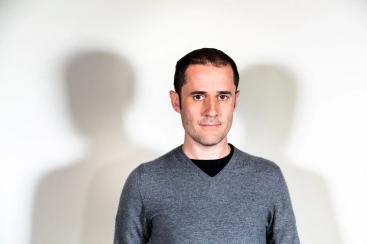 Ep 1322 Twitter, Medium and Blogger: Ev Williams | How I Built This with Guy Raz