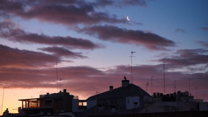 「穿堂风来信」#153: 失业、瓦伦西亚的72小时与温州早餐店