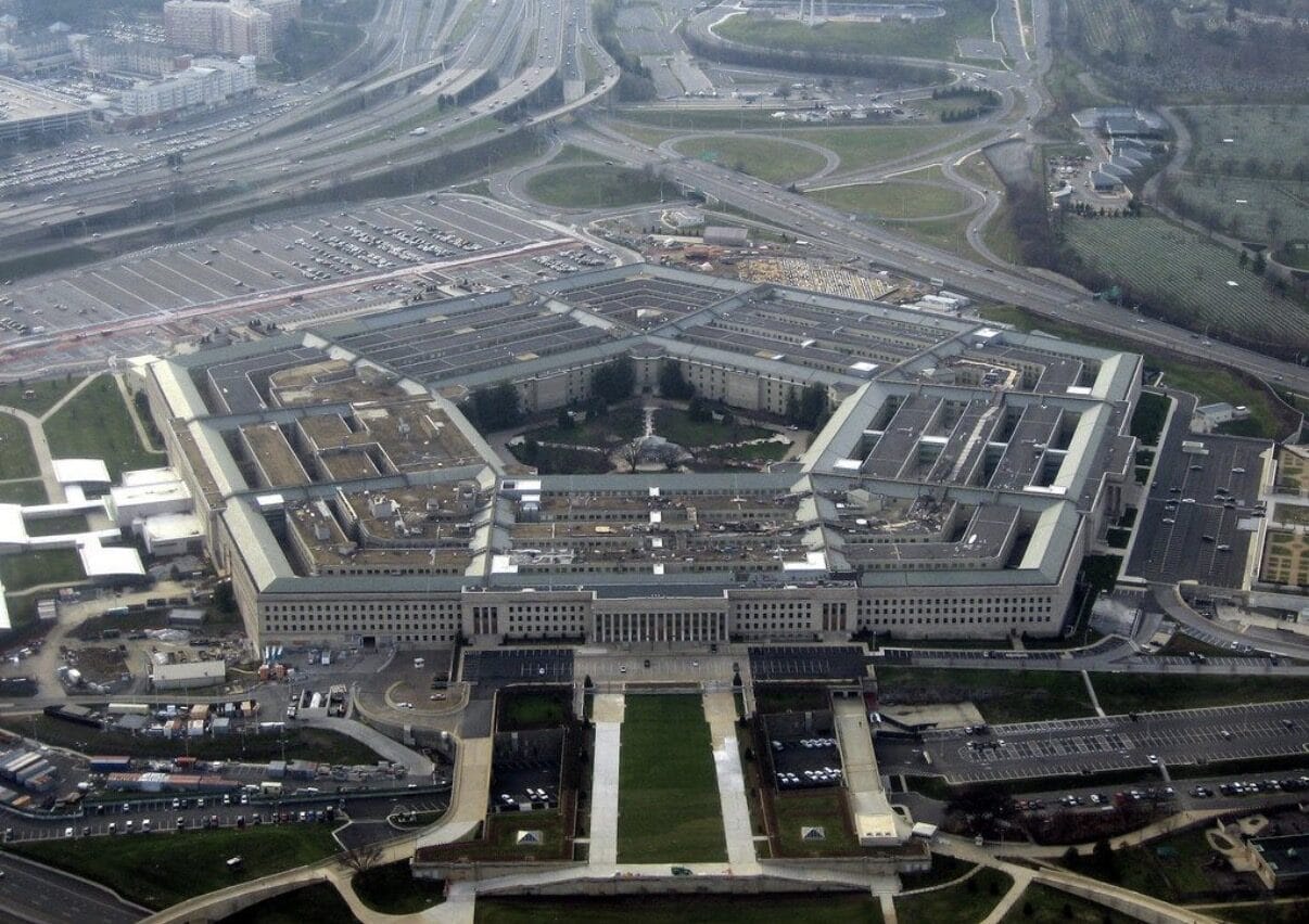 Пентагон как венчурный фонд: как США строят цепочку критических материалов в обход Китая
