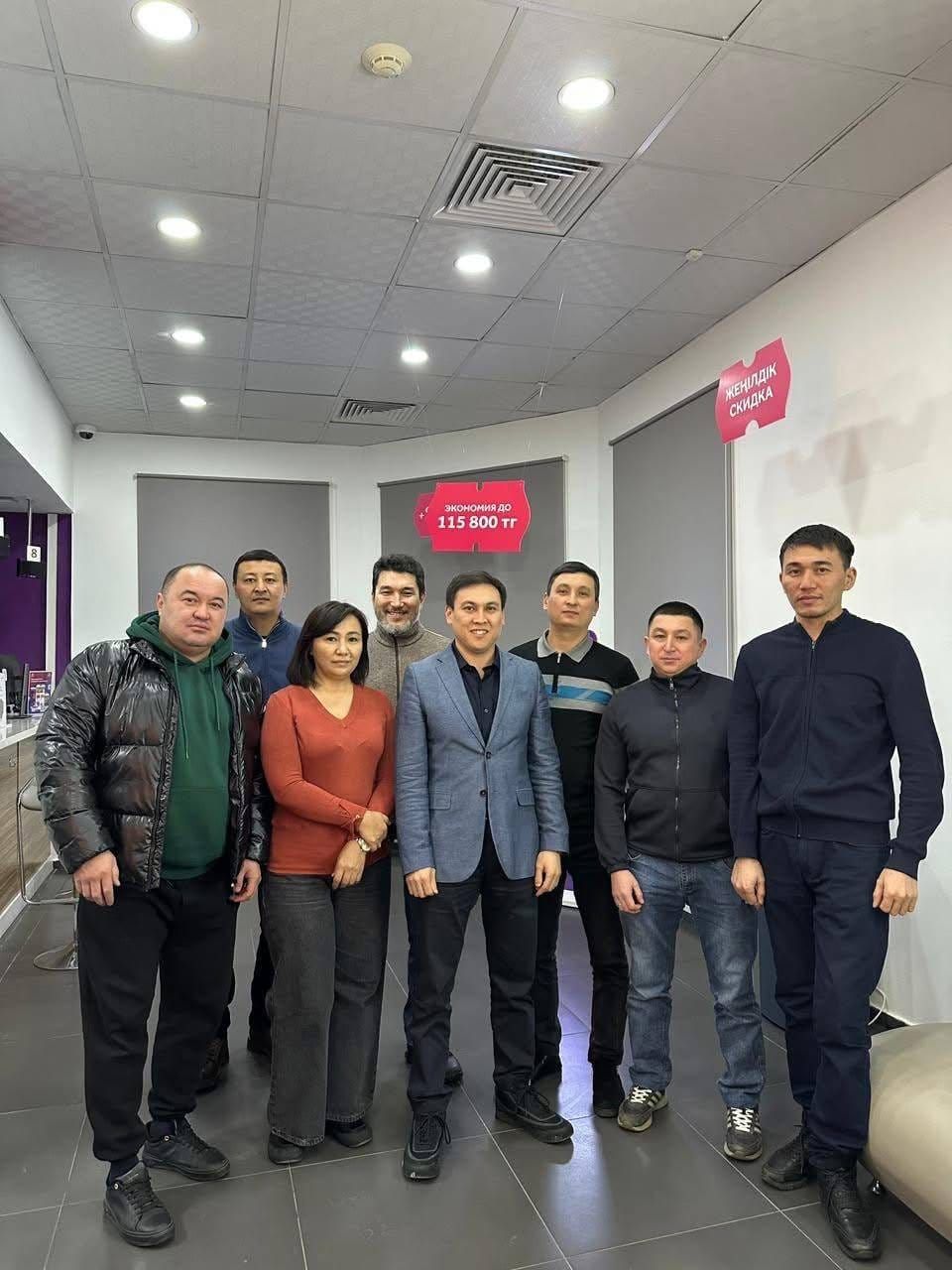 Зачем CEO Kcell поехал в Караганду вместо Zoom-звонка? 🏢🇰🇿