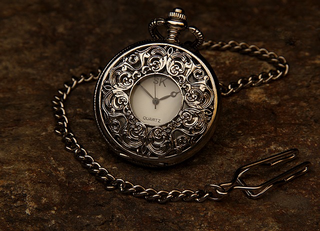 pocket-watch-560937_640