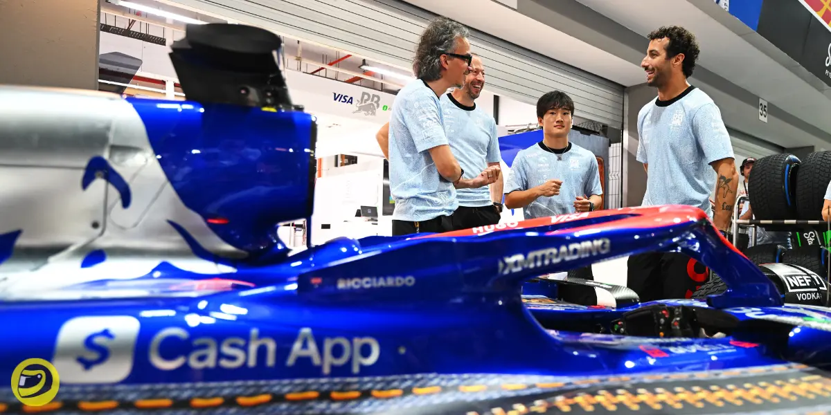 Laurent Mekies,Yuki Tsunoda and Daniel Ricciardo-Pitinsider.com