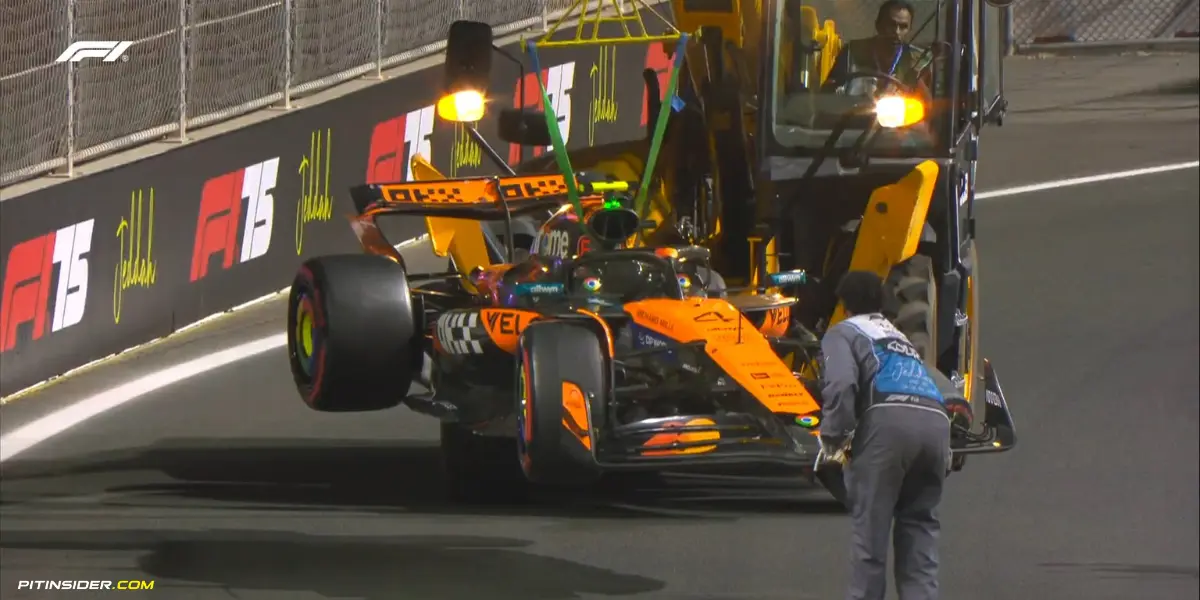 Lando Norris crashes in Q3 at the 2025 Saudi Arabian GP-F1TV