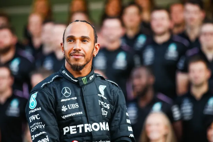 Lewis Hamilton-Mercedes 