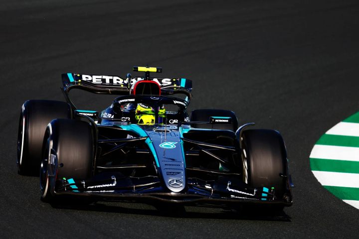 Lewis Hamilton during FP2 at the 2024 Saudi Arabian GP-Mercedes 