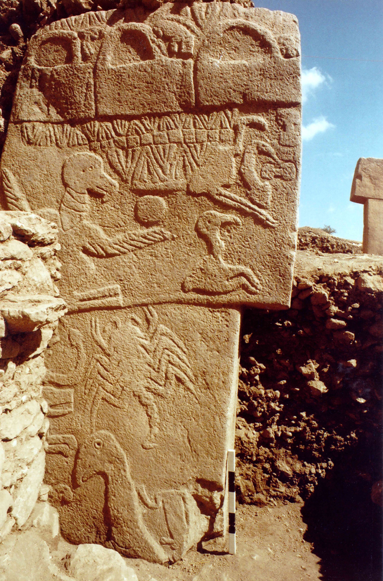 Göbekli Tepe (9600–8200 BCE). Patterned, non-random rhythmic carvings that function as structural signals rather than symbolic depictions; early evidence of information encoded in spatial and relational form. Researchers: Klaus Schmidt (primary excavator), Lee Clare (German Archaeological Institute), Oliver Dietrich.