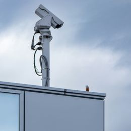 SEC moves to renew Babel Street deal for AI agents that track cellphone locations