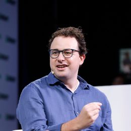 Amodei predicts the first signs of AI-driven medical results within months