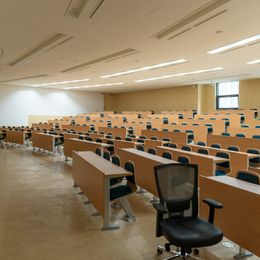 An Australian university drops face-to-face teaching in two psychology subjects and puts a chatbot in its place