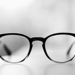 Meta is developing smart glasses without a camera, report says