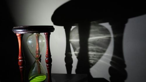 Sixteen Nobel laureates warn AI could upend the economy within years