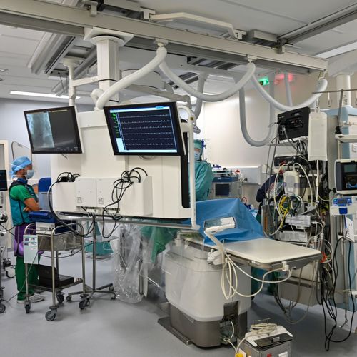 MIT researchers train an AI on each patient's own scan to guide keyhole surgery