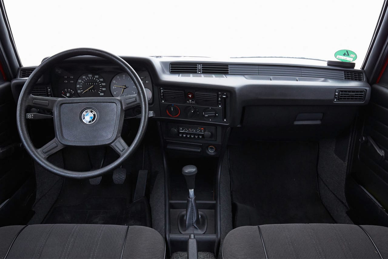 First Generation BMW 3 Series Interior | BMW
