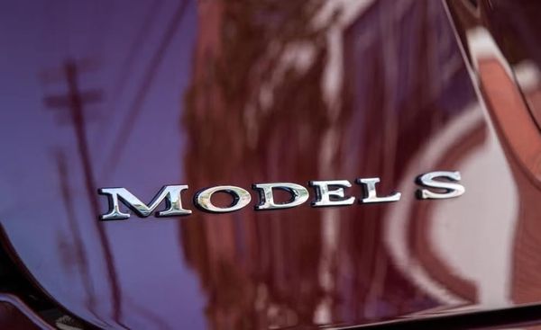 The Pioneering Tesla Model S