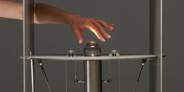 Kutarq Studio's Totem de Luz — A Pulley Where Your Dimmer Used to Be