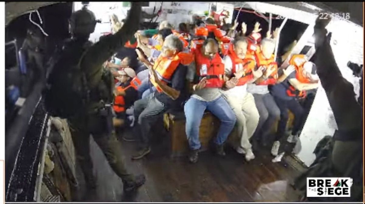 Amazon Union Leader Chris Smalls Detained & Beaten by Israeli military, But US Media Ignores It