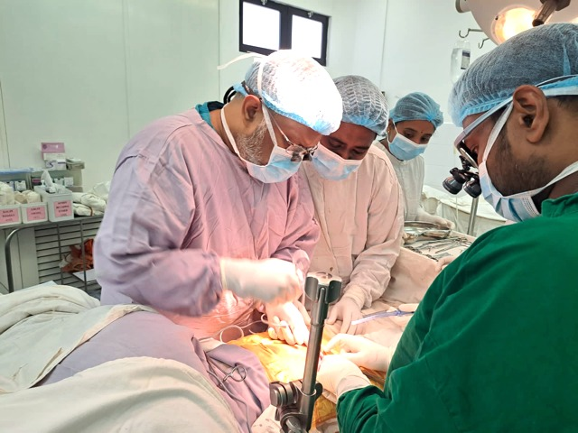 Prof. Thavam Thambipillai, President of International College of Surgeons and Vice President of IMHO performing the first kidney transplantation at Jaffna Teaching Hospital. Since then the IMHO has played a major role in the development of the Jaffna Hospital including a dedicated day surgery centre. IMHO’s interventions to date have benefitted all segments of the Sri Lankan society. Source: IMHO Web Page.