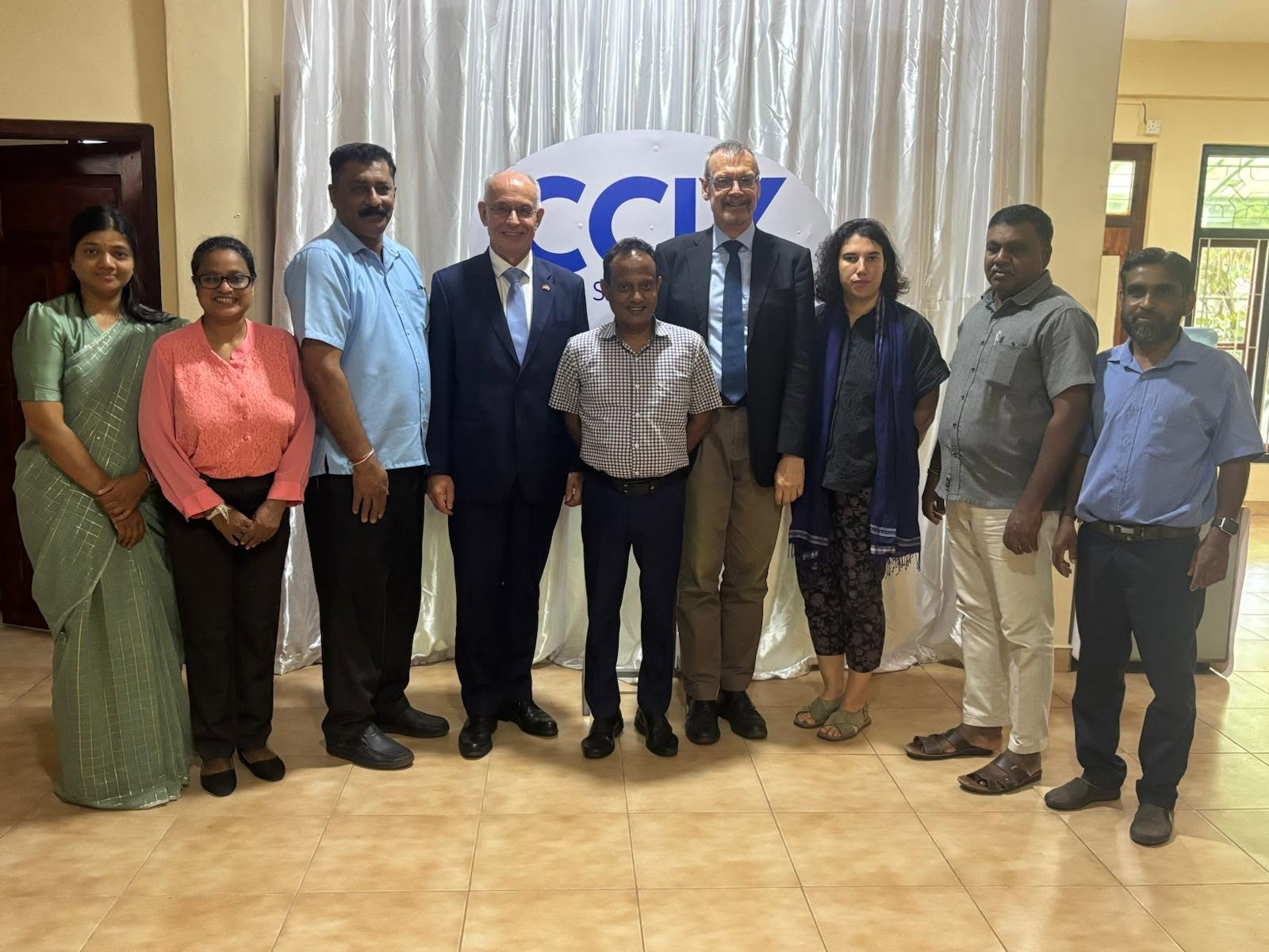 Ambassador Dr. Felix Neumann of Germany and Ambassador Rémi Lambert of France with business leaders from Jaffna during their joint visit to the city.