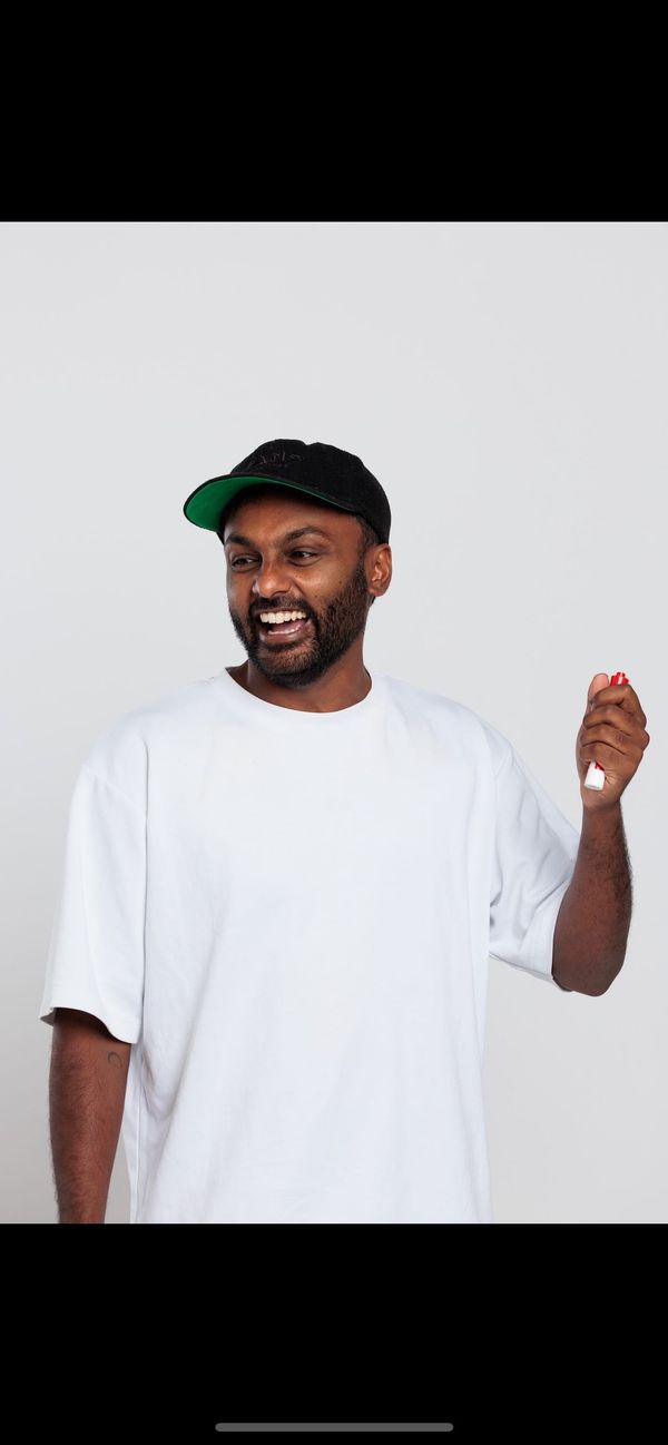 “Sri Lankans Are Hilarious, Creative, Sharp -  And We’re Finally Getting to Show That to the World”: Sri Lankan Diaspora Comedian Sath Nadesan Speaks to Jaffna Monitor