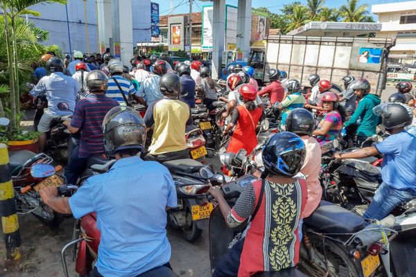 Israel–Iran War Sparks Petrol Panic in Jaffna