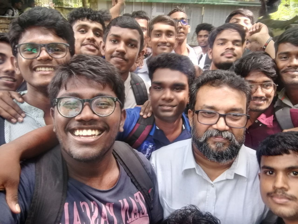 Jaffna’s Legendary Teacher Questions Tamil Youths’ Support for Vijay’s TVK