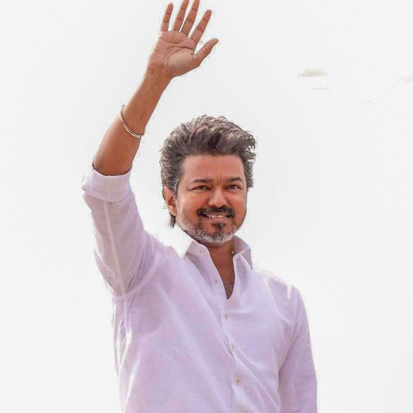 A Majority on Paper, a Night of Crisis: Vijay’s Bid for Power Plunges Into Uncertainty