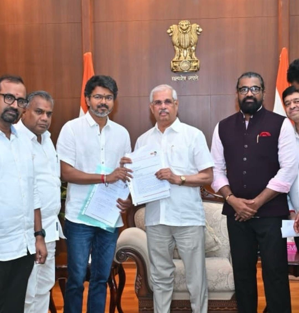 Vijay Crosses Majority Threshold, Bringing Dravidian Duopoly to Historic End