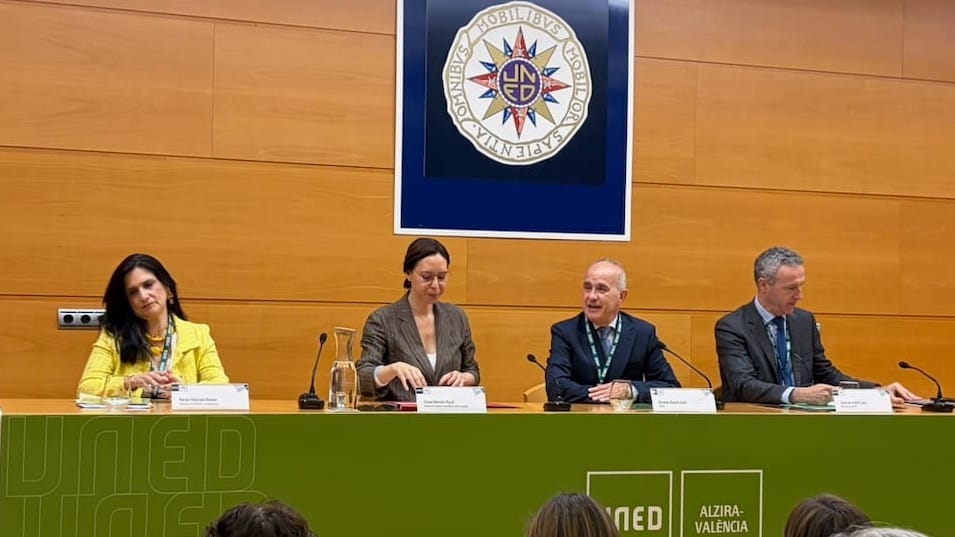 Izda. a dcha.: Karen Vilacoba, Diana Morant, Ricardo Mairal y Jesús de Andrés