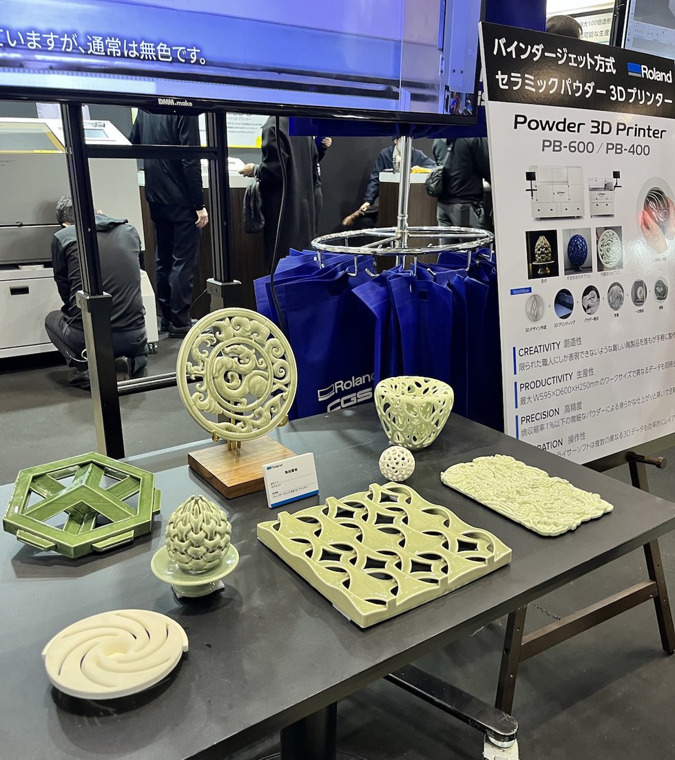 A selection of ceramic decorative pieces at TCT Japan 3D printed on Roland DG binder jet machine