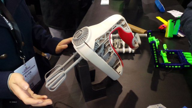 makerbot-tctasia.jpeg makerbot-tctasia.jpeg