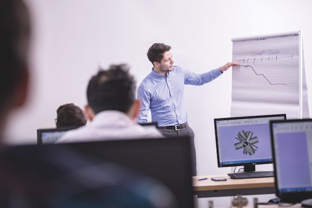 Education feature EOS_Academia_program