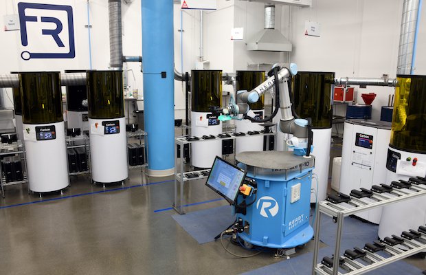 Fast Radius - Carbon lab.jpg