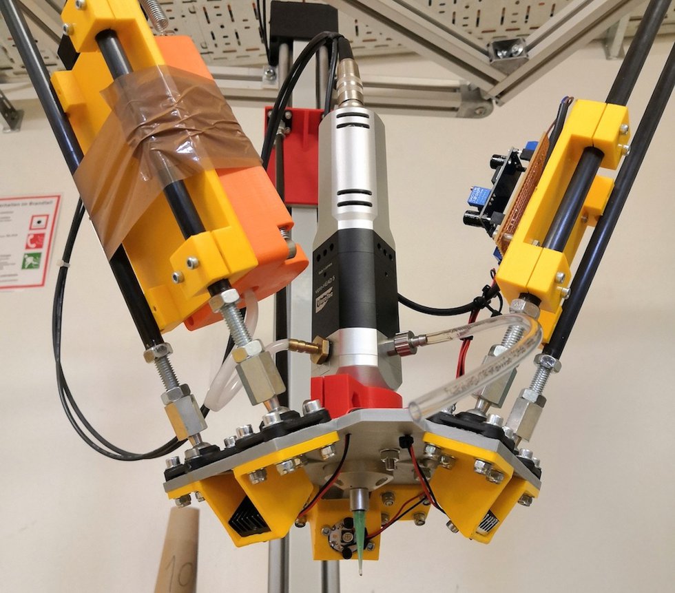 Prototype including print head, nozzle, and LED system.jpg