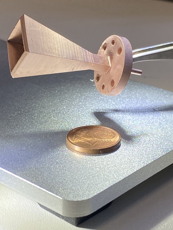 Copper coated micro antenna.jpg Copper coated micro antenna.jpg