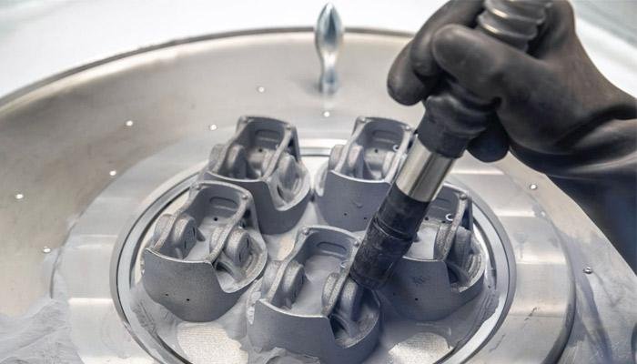 Porsche metal part.png