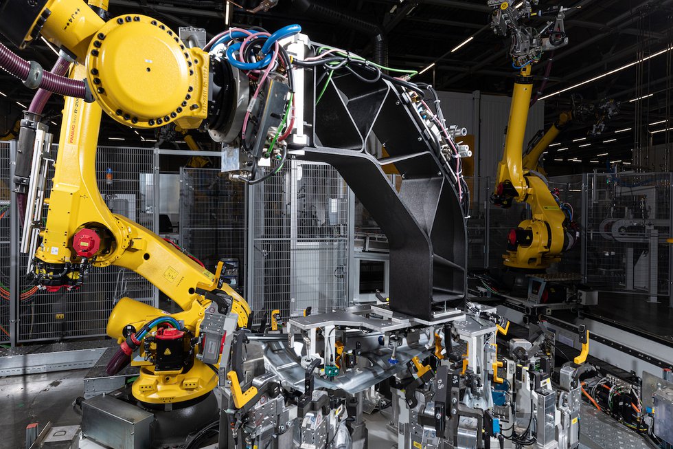 BMW 3D printed robot grippers.jpg BMW 3D printed robot grippers.jpg