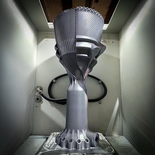 Leap 71 1.3m rocket engine.png