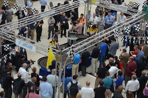 Materialise Slot Car Races