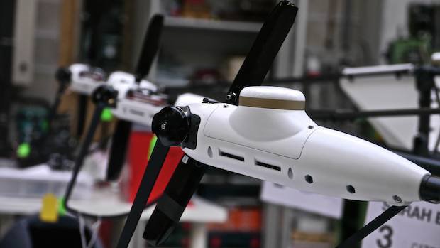 SARAH TAIL v02.jpg SARAH TAIL v02.jpg