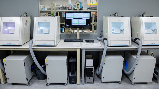 Roland DG 3D milling machine dental