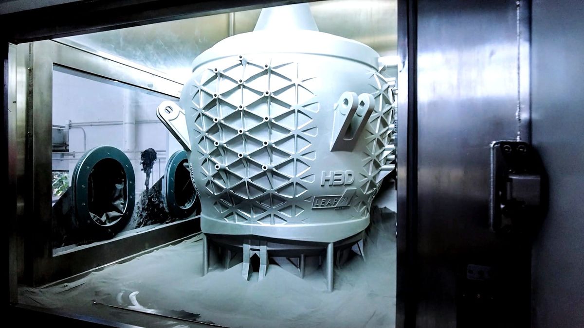 LEAP 71 & HBD additively manufacture 200kN aerospike rocket engine