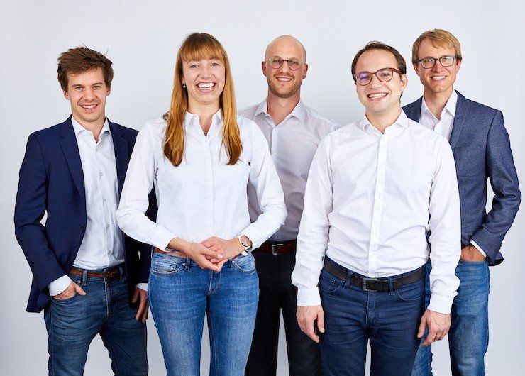 The Kumovis team.      The Kumovis team. - ERIK MOSONI
