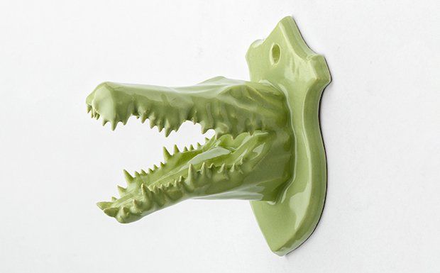 3D Builder trophy design 3D printed in ceramic material.