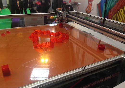 3DP Unlimited large format 3D printer live on TCT Show floor.